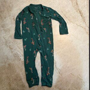 KYTE BABY Zippered Romper in Green/Koi 12-18 months